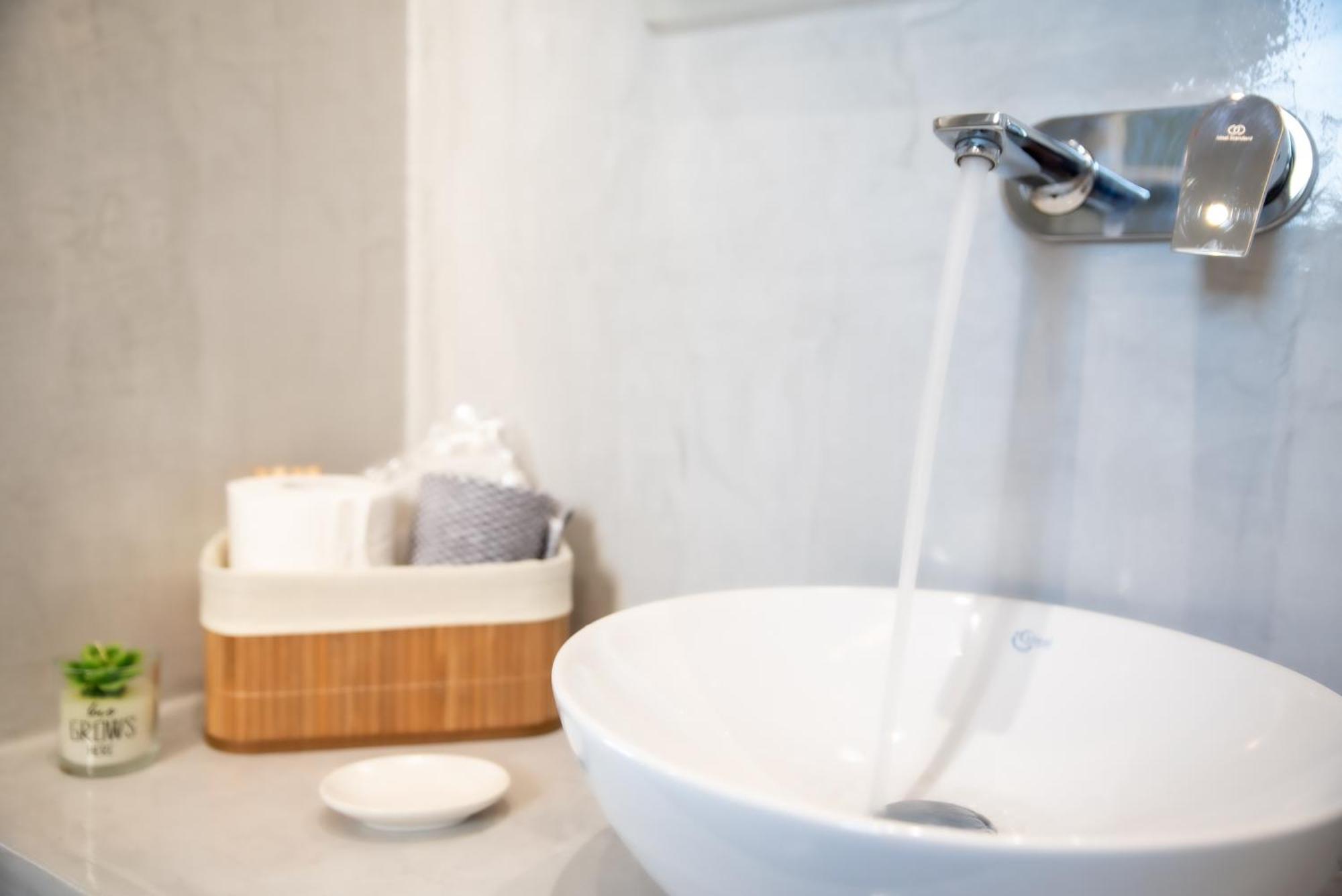 Vóthon Golden View Suites מראה חיצוני תמונה